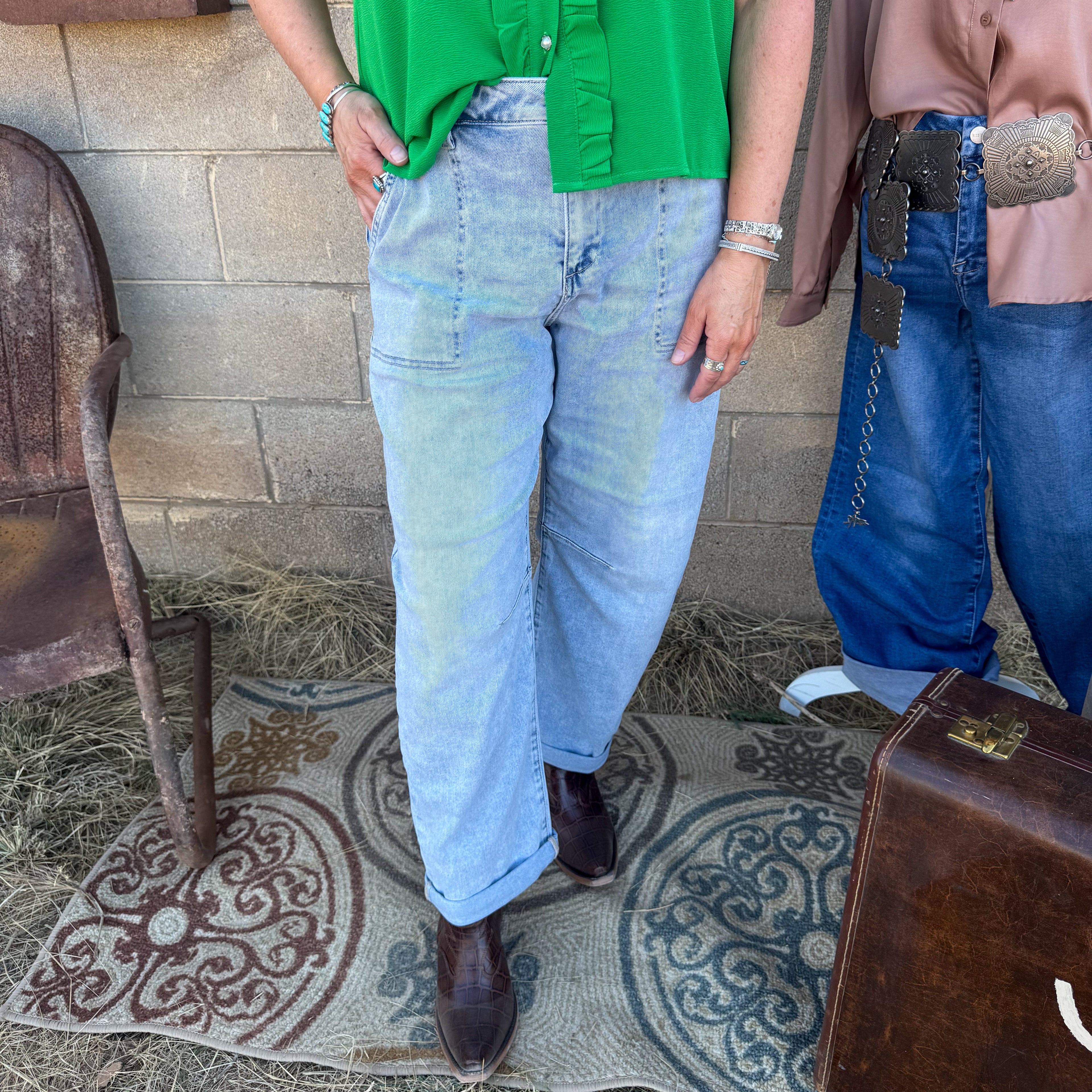 Patch Pocket Barrel Jean