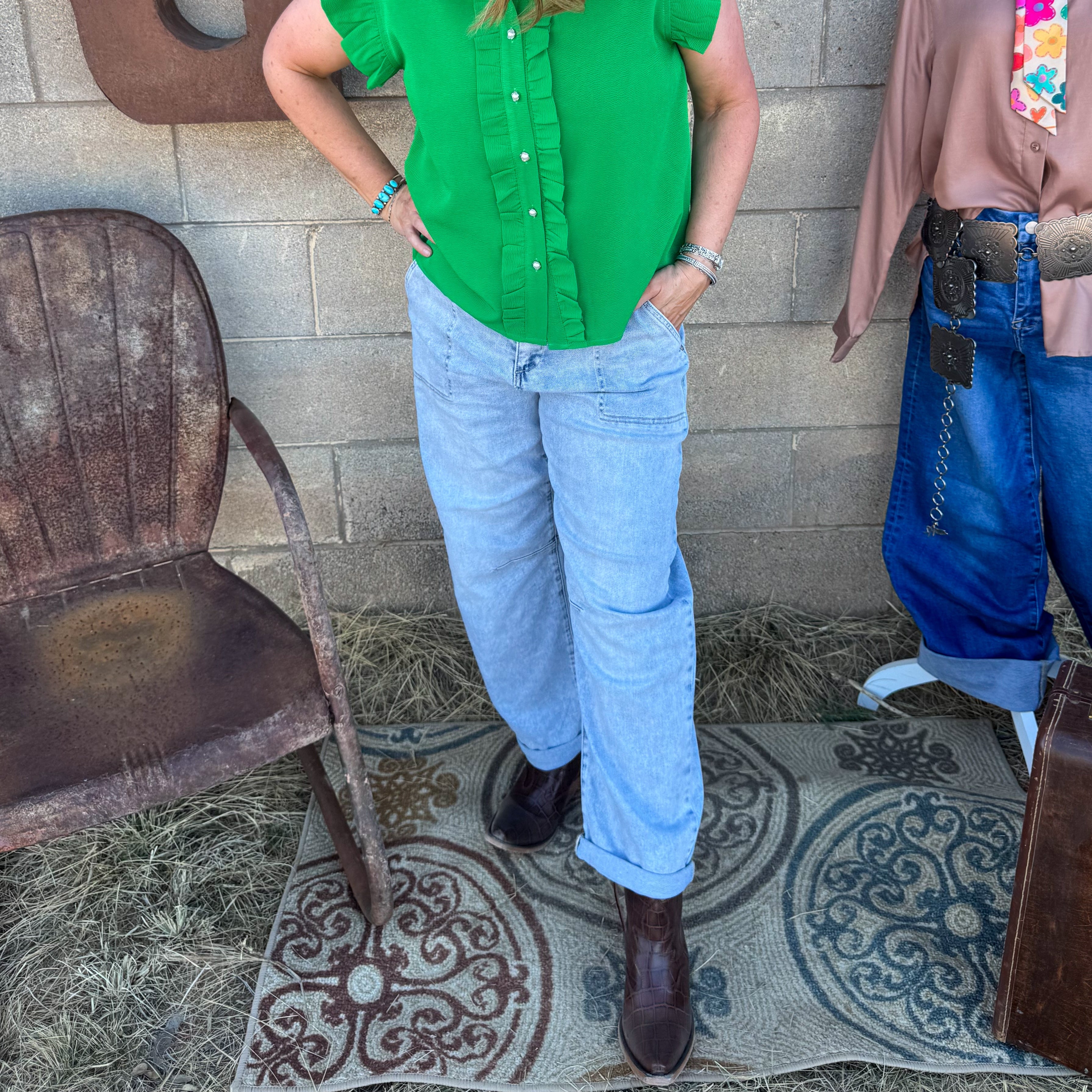 Patch Pocket Barrel Jean