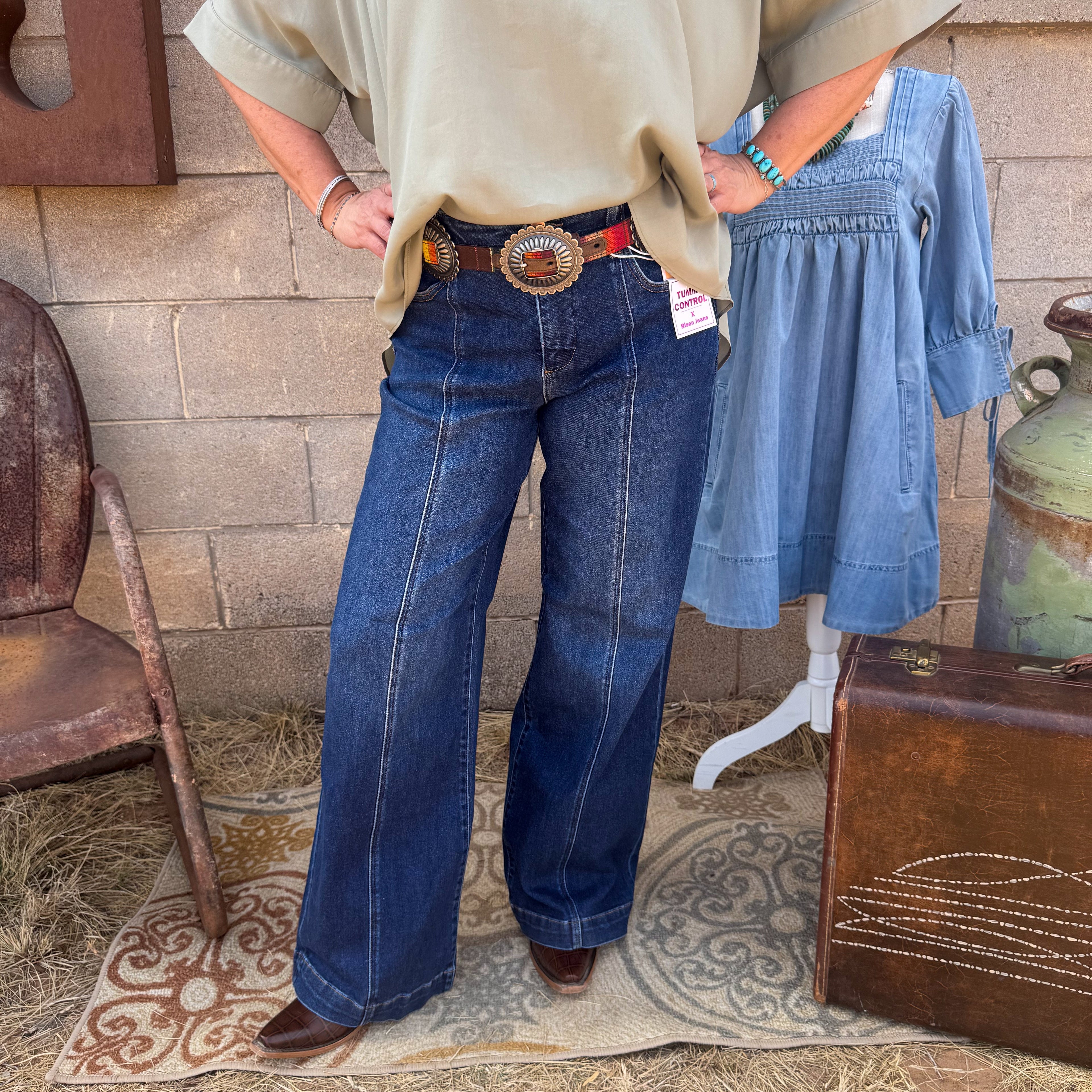 Mid Rise Front Seam Jean
