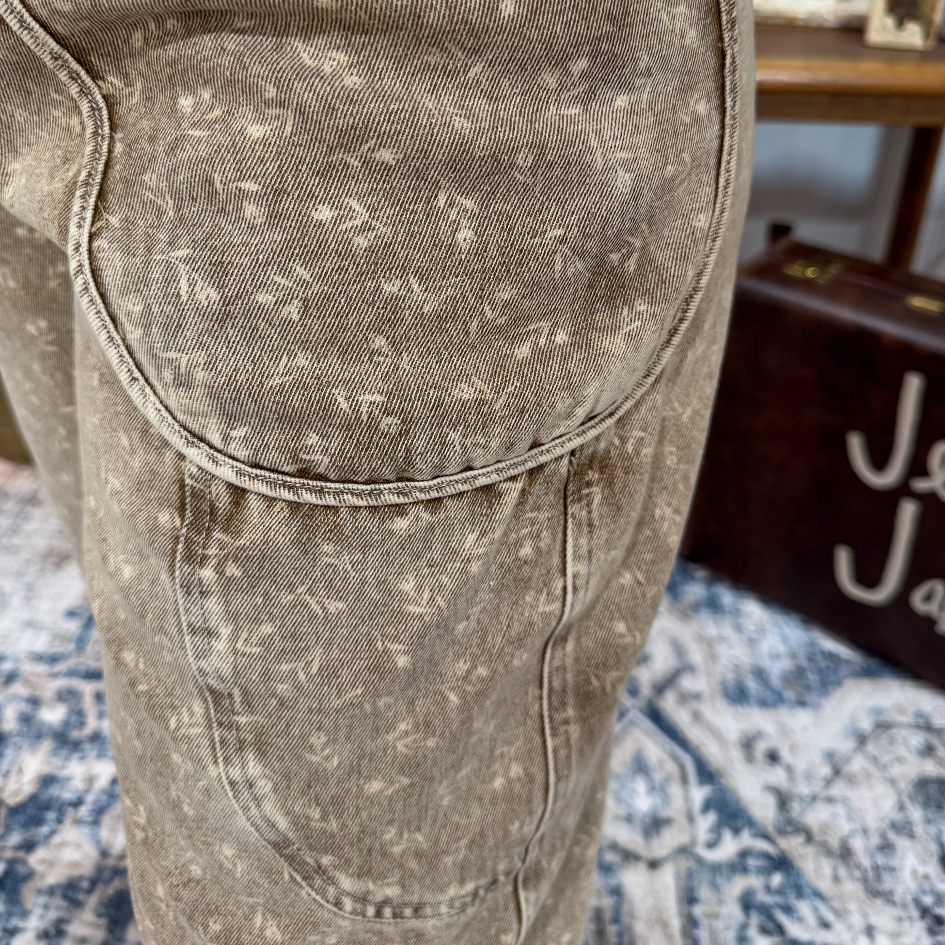 Floral Mineral Washed Barrel Pant