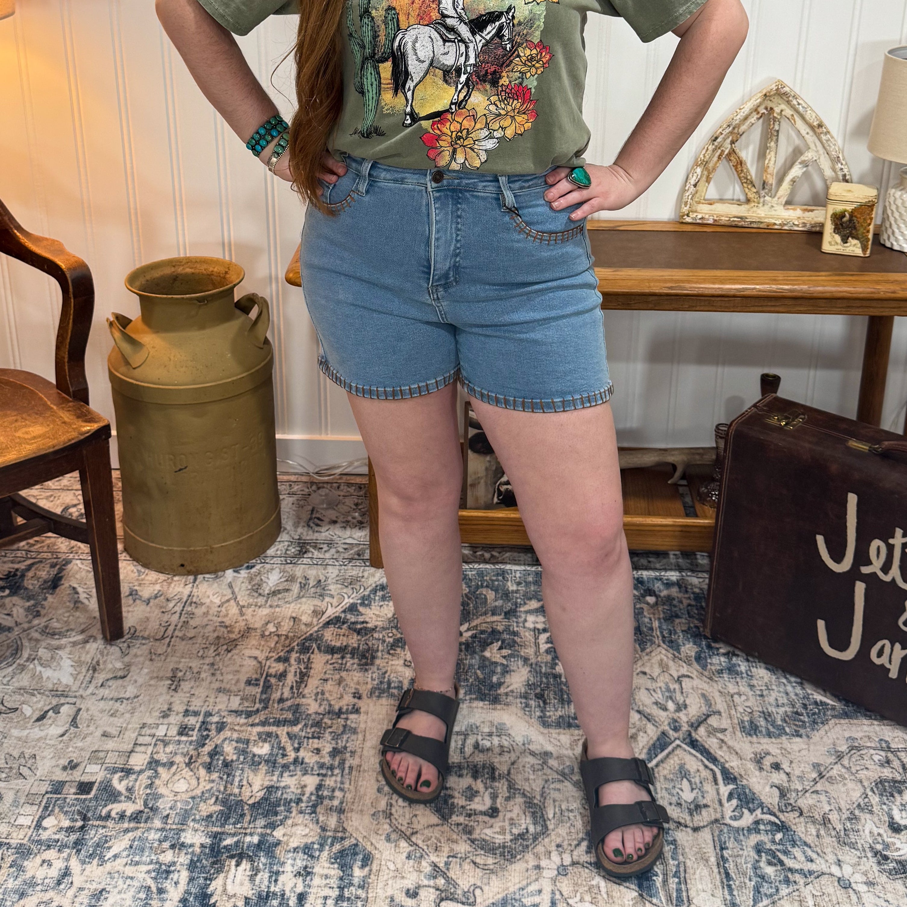 Light Wash Stitch Denim Short