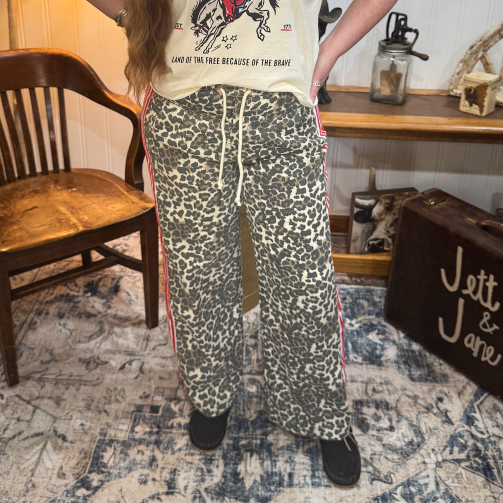 Sport Stripe Leopard Pant