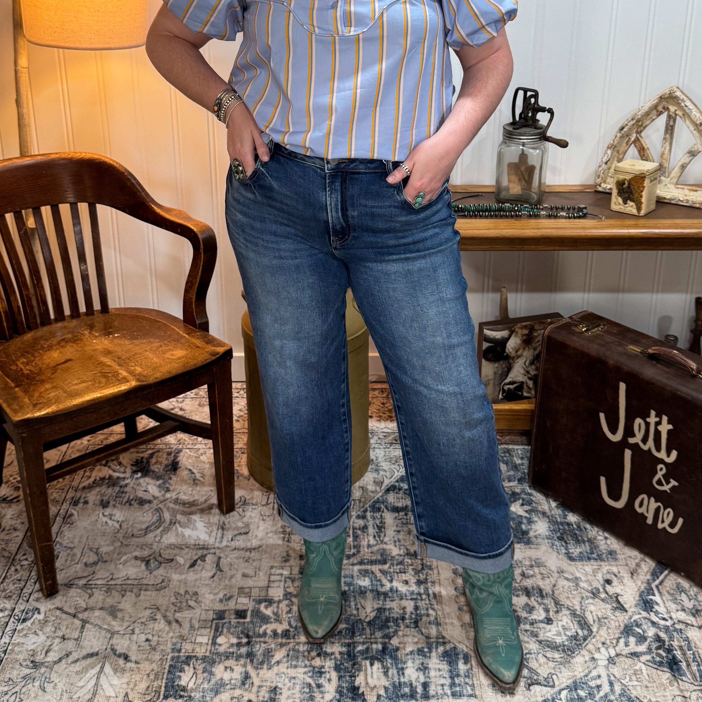 Mid Rise Ankle Boyfriend Jean